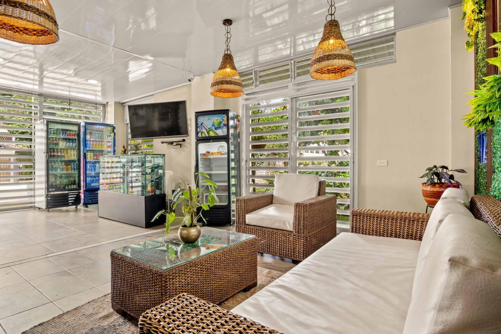 Eco 3* Cali