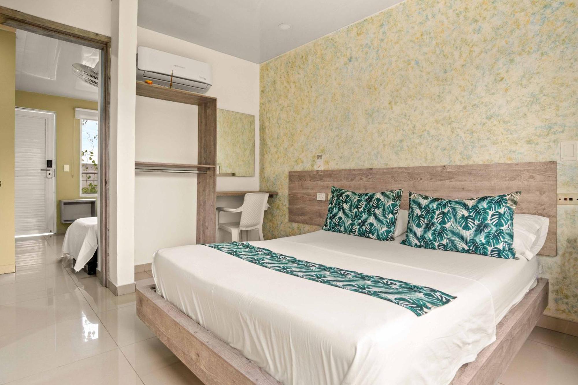 Hotel Eco 3*